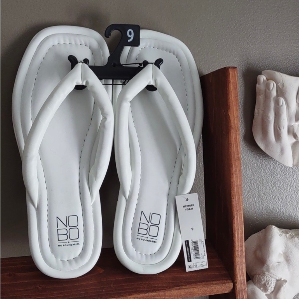No Boundaries Memory Foam Flip Flop